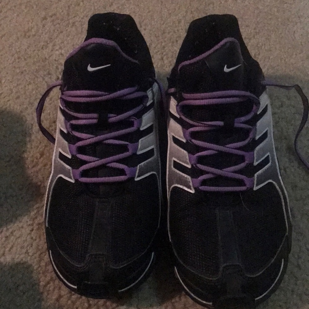 Nike shock